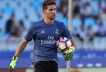 Зиданның ұлы Алжир құрамасын таңдады