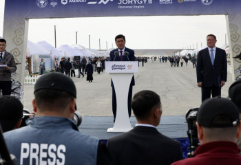 Міржақып Дулатұлының мерейтойына арналған марафонға 90 шабандоз жиналды