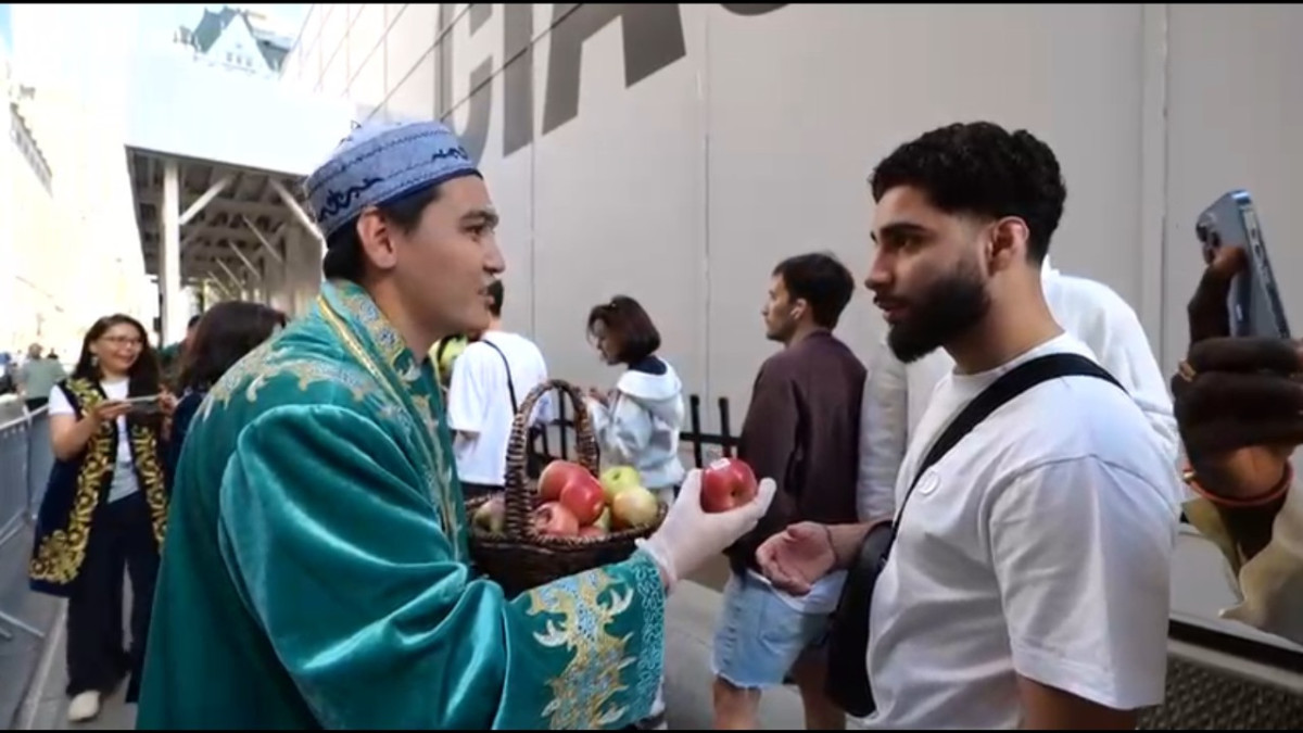  Кадр из видео 