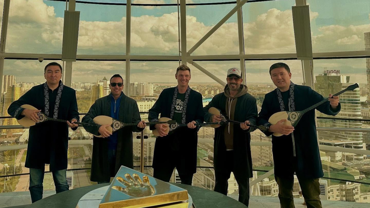  instagram.com/malik_khassenov/ 