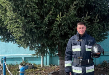 Өртпен бетпе-бет: 30 жастағы құтқарушы Дидардың ерлік жолы