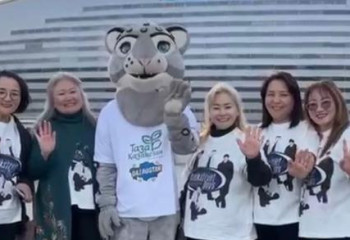 Астанада өткен Backstreet Boys концертінде Тазабек көрермендерді баурап алды