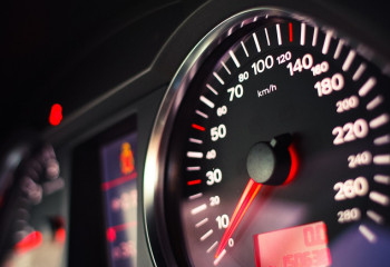 Елімізде орташа жылдамдықты асырғандарға жаңа айыппұл енгізілді