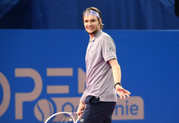 Қазақстандық теннисші Қытайдағы турнирдің жартылай финалына жолдама алды