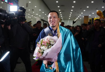 Грек-рим күресінен әлем чемпионы Айдос Сұлтанғали елге оралды