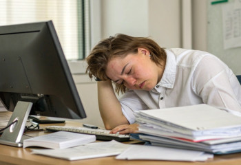 «Скучная жизнь» или взросление? Пользователи спорят о рутине