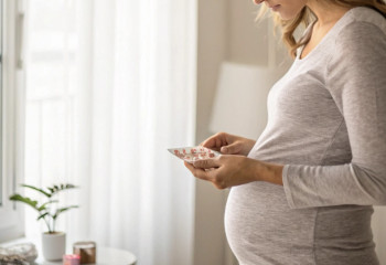 US doctors face anxious Tylenol conversations after Trump's autism announcement