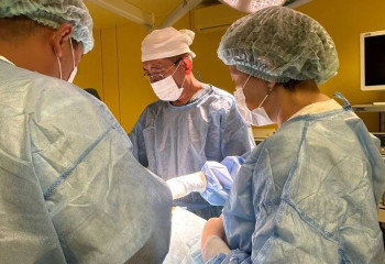 Алматыда жасөспірімнің жақ сүйегіне күрделі ота жасалды