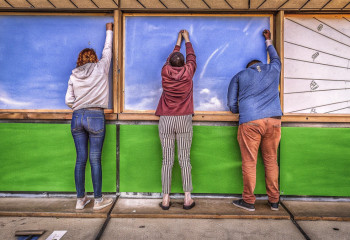 В соцсетях обсуждают, почему рядом с одними людьми спокойно, а с другими тревожно