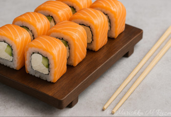 Суши под микроскопом: блогер показал скрытую опасность