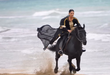 Китайская модель Таотао Айма посетила Мангыстау