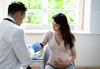 Темір ағзаға не үшін қажет және оның тапшылығы мен артықшылығы қандай қауіп төндіреді?