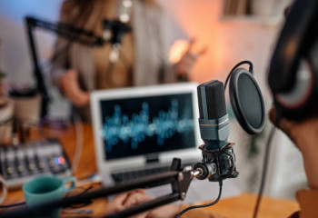 Қазақстандағы подкастинг: Таныс та бейтаныс әлем