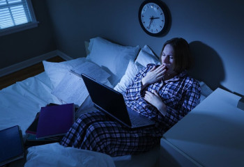 Кеш ұйықтаудың ағзаға зияны туралы не білеміз