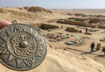 4,500-year-old gold brooch unearthed in Troy