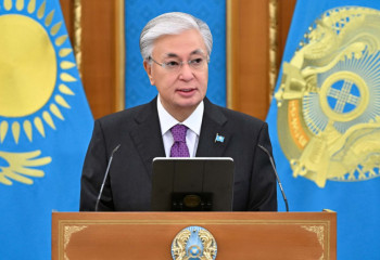 Мемлекет басшысы: Цифрлық сауаттылықты балаларға мектептен бастап үйреткен дұрыс