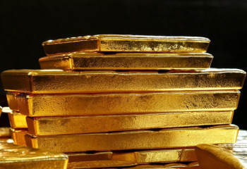 Золото бьет рекорды на фоне шатдауна правительства США