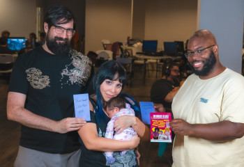 Мама с новорожденной дочкой выиграла турнир по Mortal Kombat