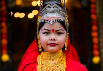 Как дети становятся живыми Богами: традиции Непала