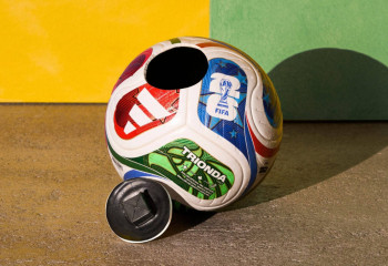 ФИФА 2026 жылғы әлем чемпионатының ресми добын таныстырды