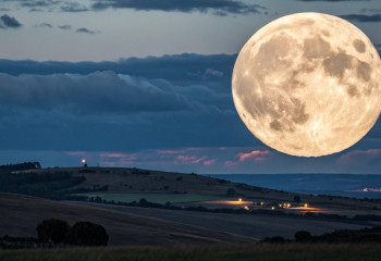 Небо над Казахстаном озарит суперлуние 7 октября
