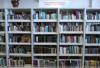 Халықаралық қазақ-түрік университетінің кітапханасына 3000 кітап сыйланды