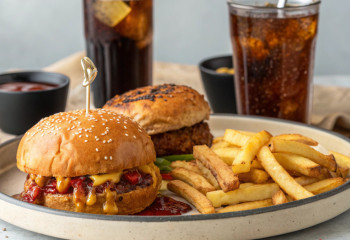 Ввести маркировку «вредных» продуктов предложили в Казахстане