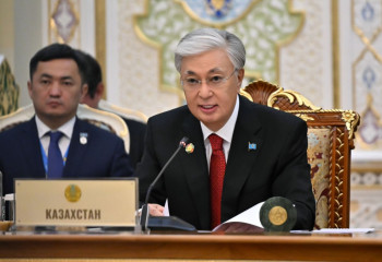 Токаев предложил создать цифровую библиотеку вузов ЦА и РФ и усилить киберзащиту с помощью ИИ