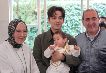 В посольстве Казахстана в Мексике Димаш Кудайберген провёл обряд тұсау кесу