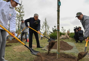 Мемлекет басшысы «Таза Қазақстан» экологиялық акциясына қатысты