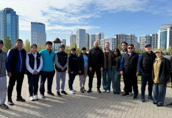 Астанада жалпықалалық сенбілікке 1000-ға жуық спортшы қатысты