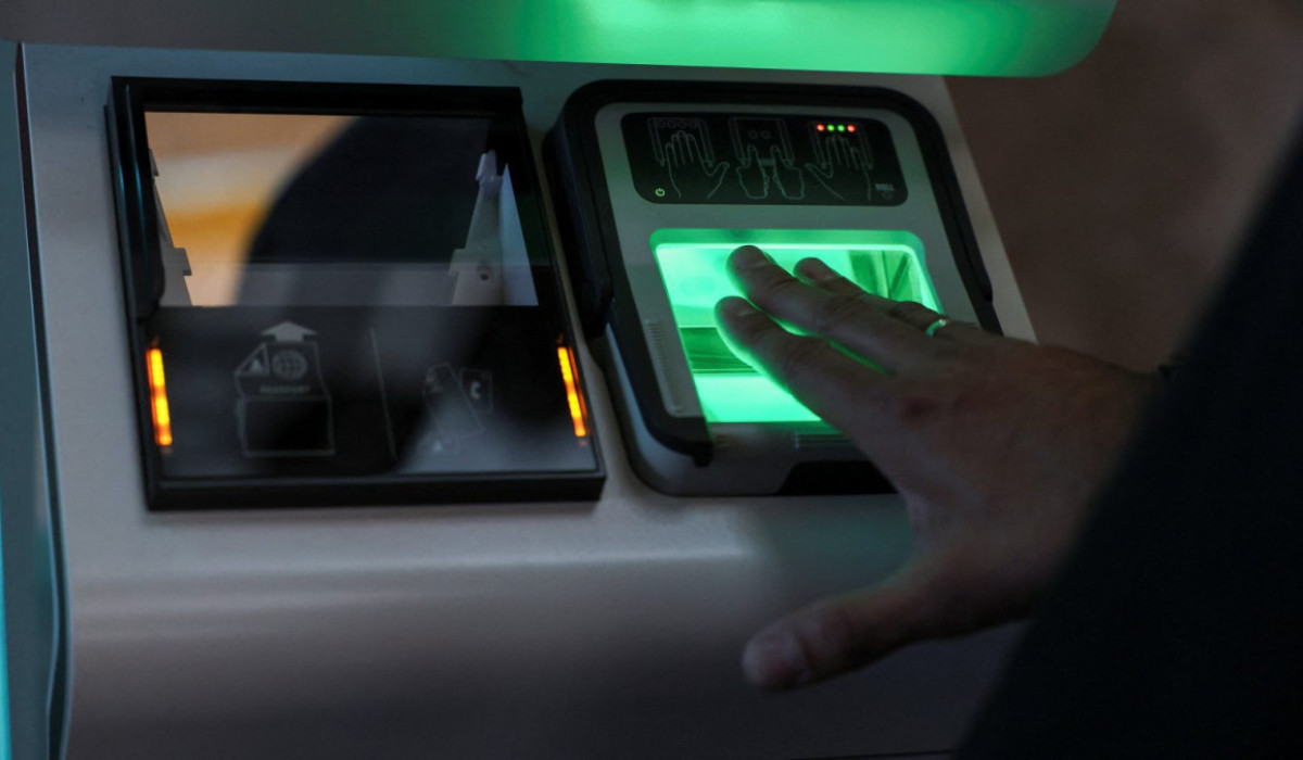 EU launches phased rollout of new digital border system - el.kz
