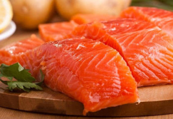 Стоматологтар: көкөніс пен балық қызыл иекті қорғайды