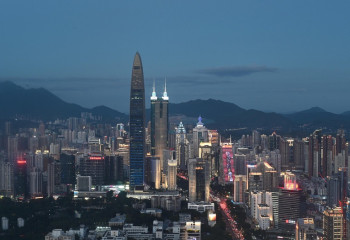 Alatau city-ге үлгі болған Шэньчжэнь қандай қала?