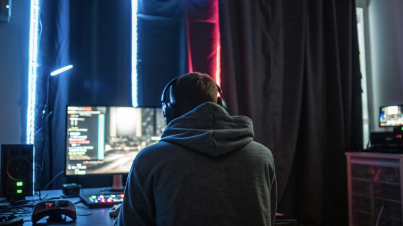  El.kz / Recraft / Dinmukhamed Beissembayev 