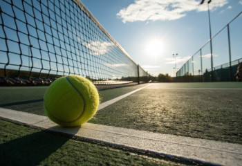 Александр Бублик с победы стартовал на турнире ATP 500 в Вене