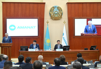 AMANAT: Үш жылдық бюджетте айқын әлеуметтік бағыт сақталуда
