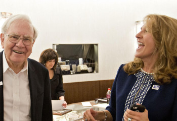 Легенда инвестиций удивляет: миллиардер вложил $1 млрд в жильё, нефть и пиво