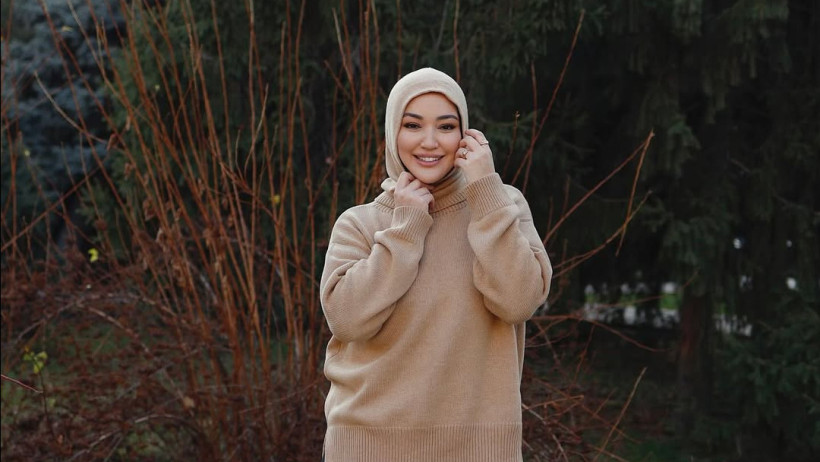  © instagram/aeka.posh/ 