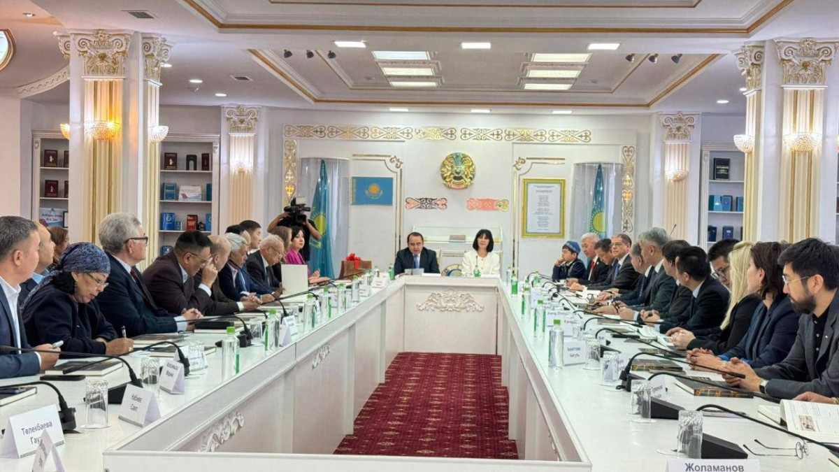  Мәдениет және ақпарат министрлігі 