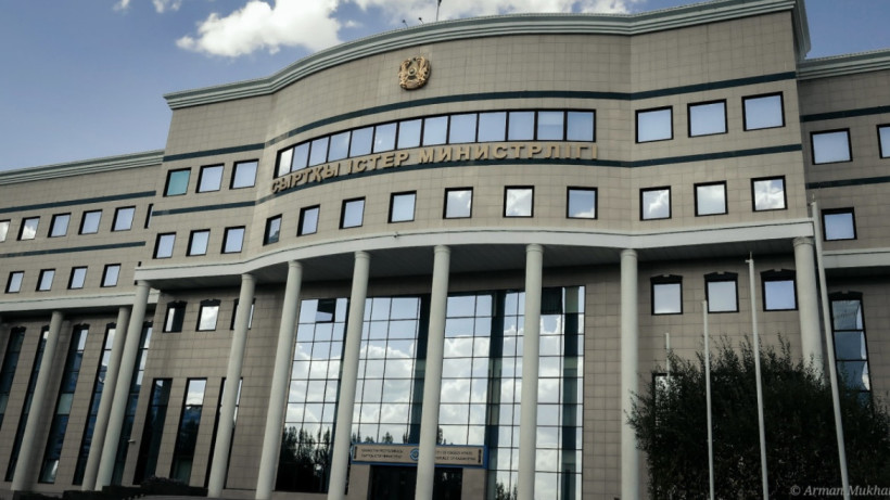  El.kz / Arman Mukhatov 