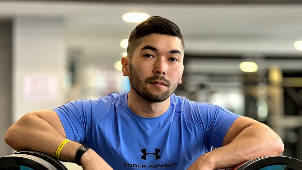  Кейіпкердің жеке мұрағатынан 