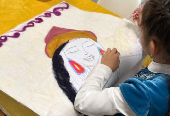 Семейде киіз басу өнері мектепке үйірме ретінде енгізілді