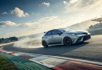 Как Toyota создала самый азартный хэтчбек десятилетия