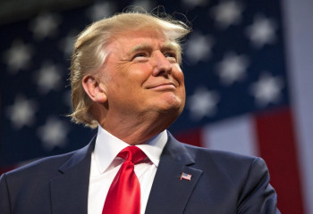 Трамп заявил, что спас автозаводы США от банкротства