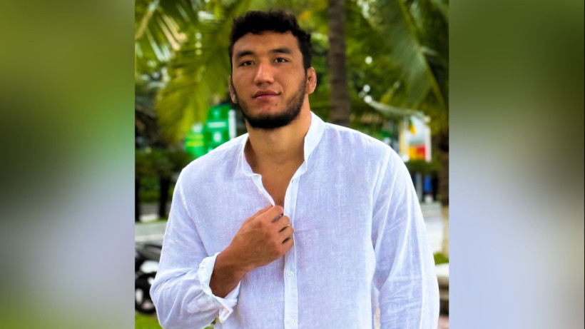  © instagram/rr1zabek/ 