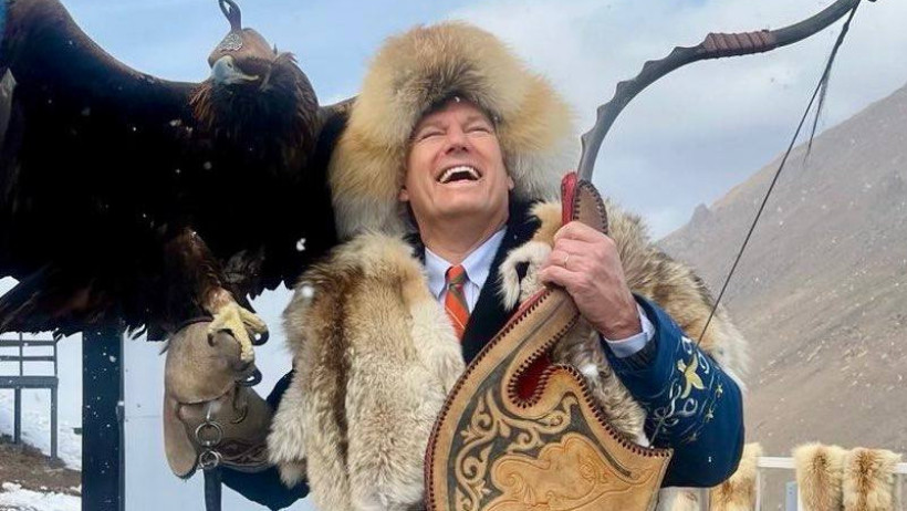  Әлеуметтік желі 