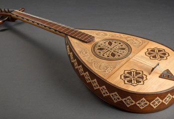 Иностранцы поют казахстанские хиты и влюбляются в язык