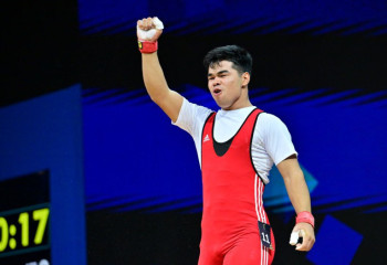 Тяжелоатлет Нуржан Жумабай стал чемпионом Азиатских игр среди юниоров