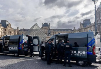 Францияда Луврды тонауға қатысы бар тағы бес күдікті ұсталды